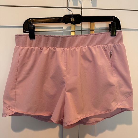 CALIA by Carrie Underwood Light Pink Shorts - Picture 1 of 4